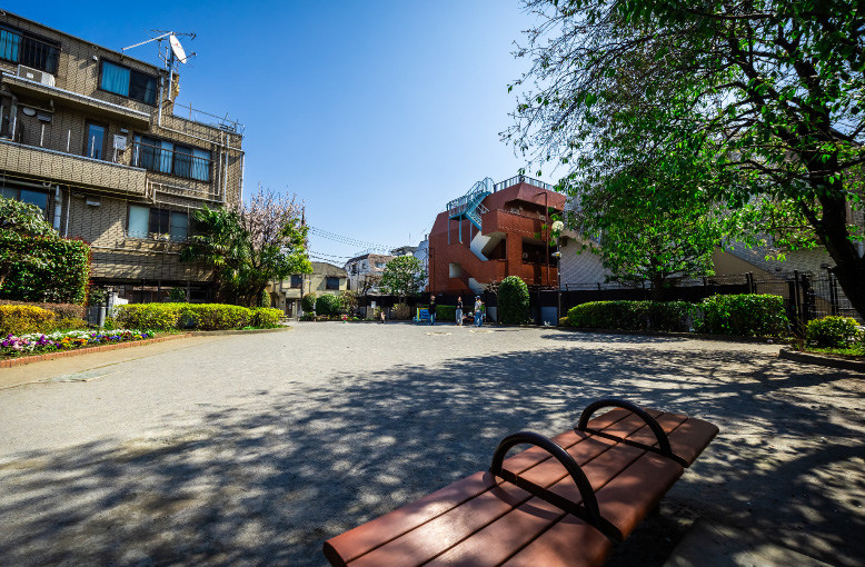 弁天通り公園（約190m／徒歩3分）